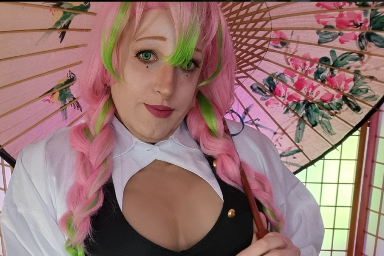 Mitsuri Deamon Slayer Cosplay